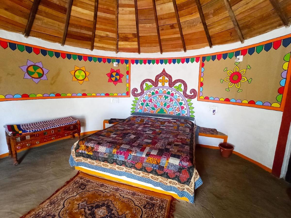 Banni Village Resort - Rann Of Kutch Bherandiāla Exteriér fotografie
