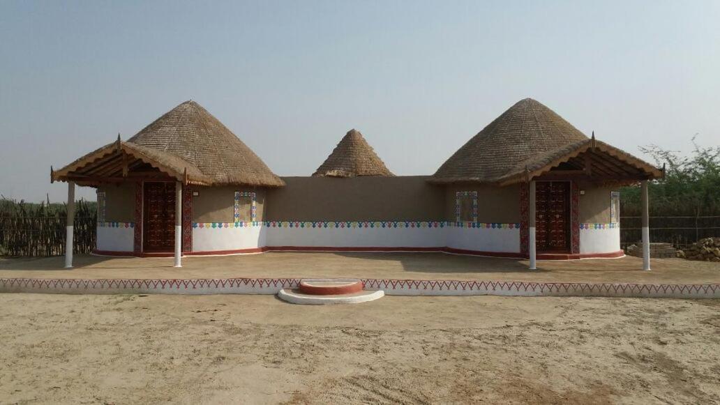 Banni Village Resort - Rann Of Kutch Bherandiāla Exteriér fotografie