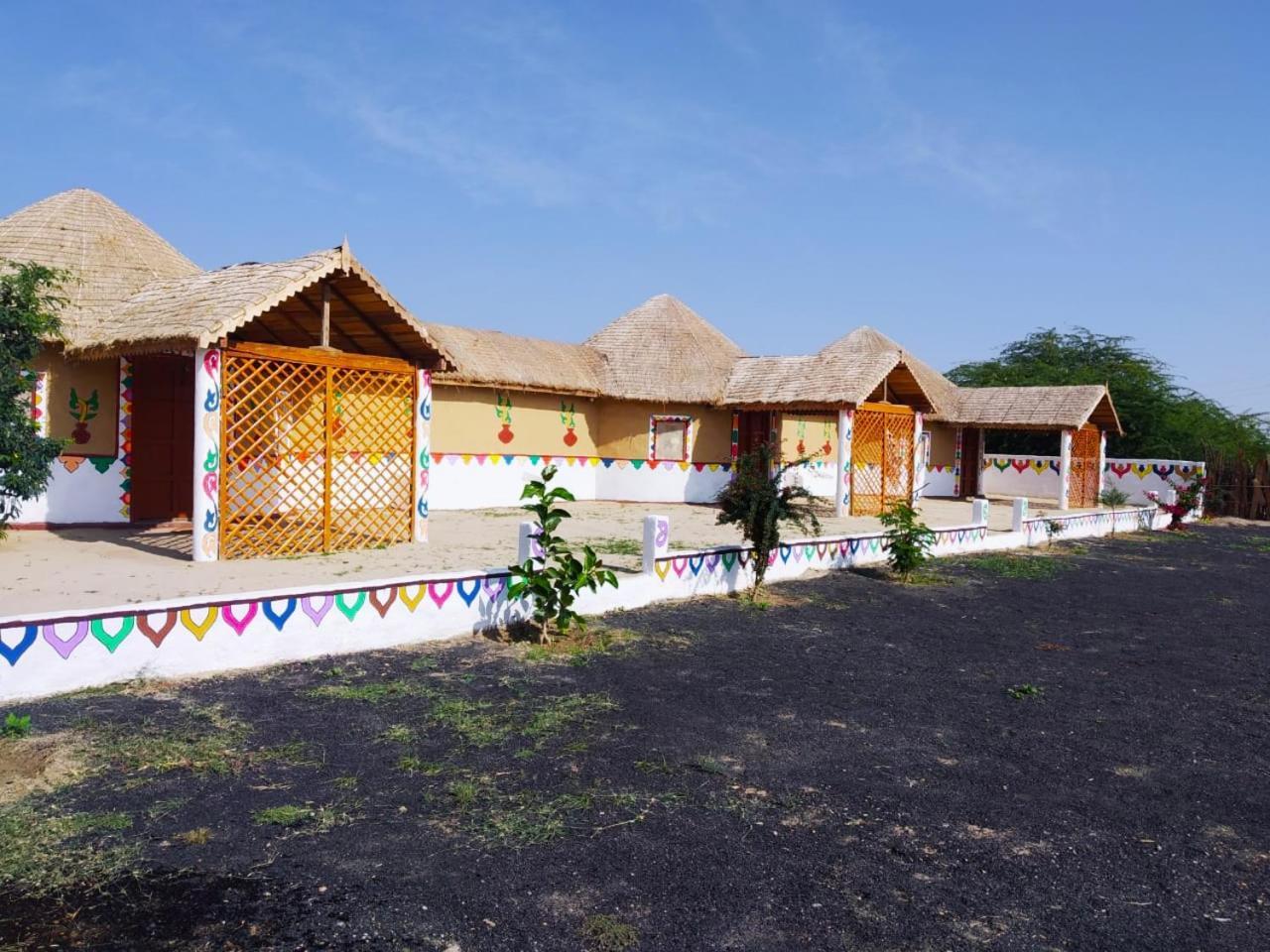 Banni Village Resort - Rann Of Kutch Bherandiāla Exteriér fotografie