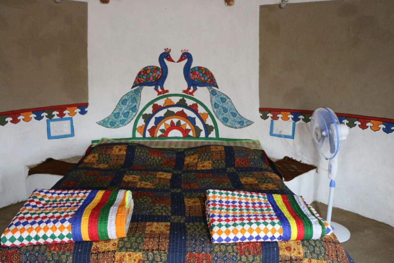 Banni Village Resort - Rann Of Kutch Bherandiāla Exteriér fotografie