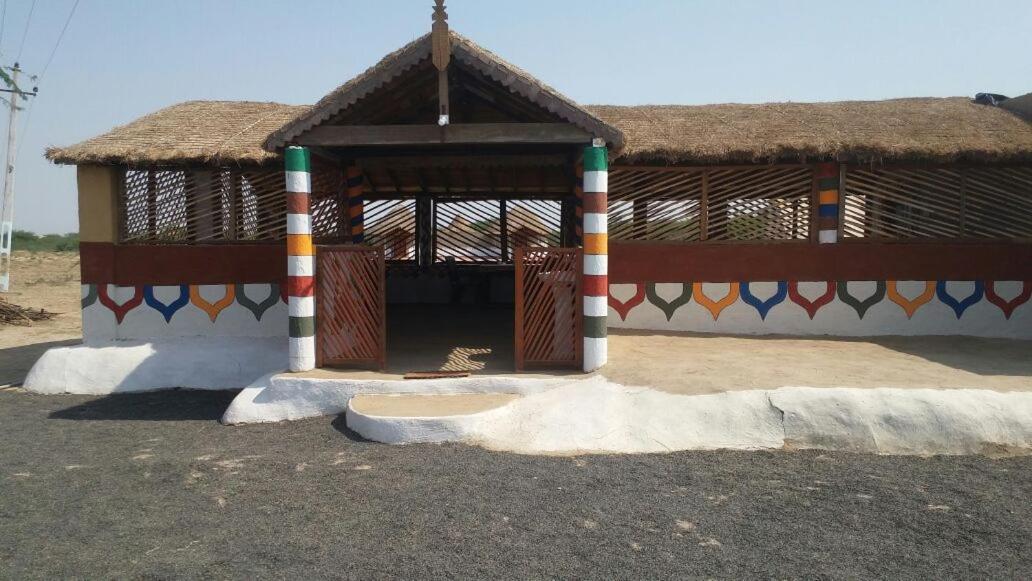 Banni Village Resort - Rann Of Kutch Bherandiāla Exteriér fotografie